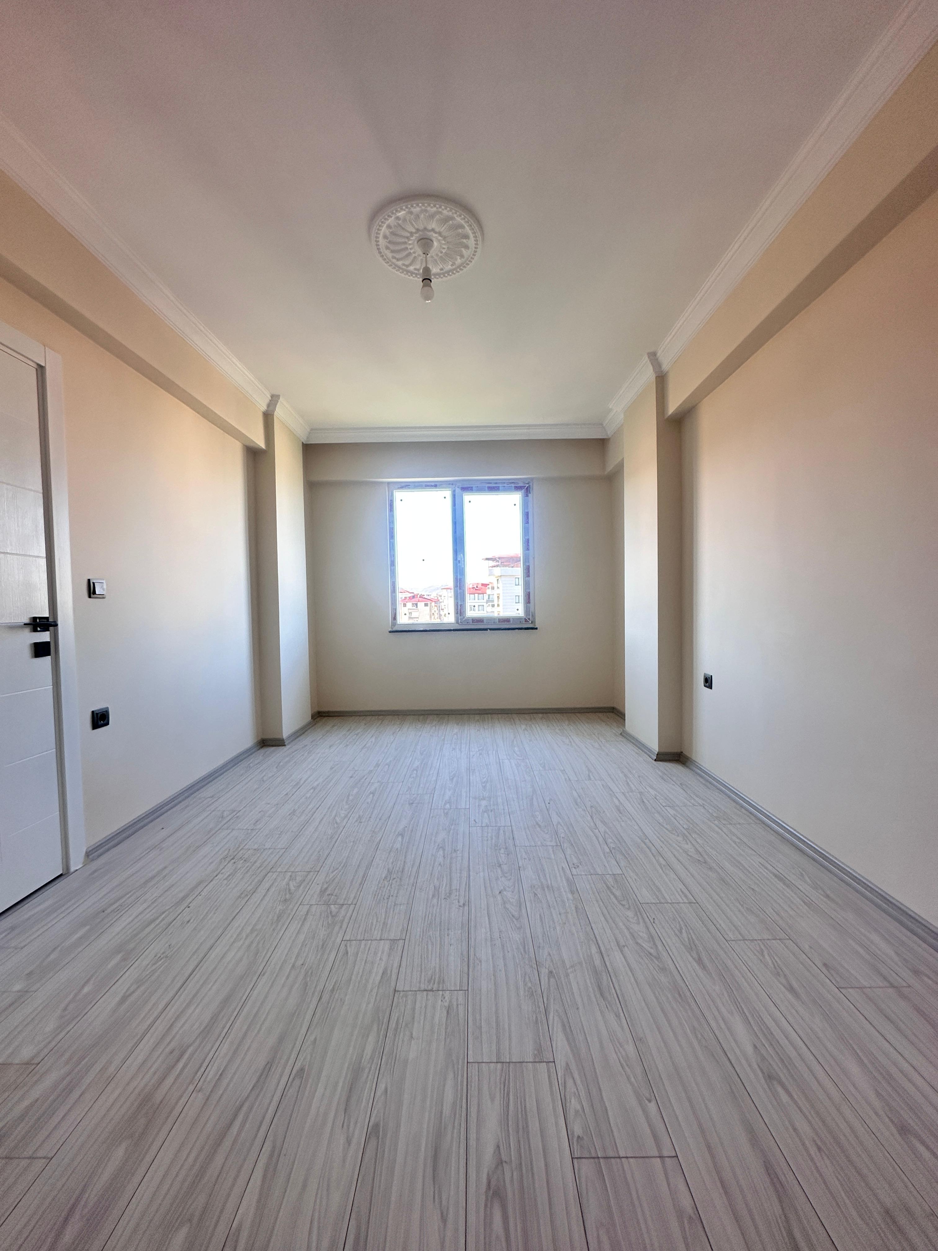 MABEL GAYRİMENKUL BAHÇELİEVLER.MH GÜZEL DENİZ MANZARALI DAİRE